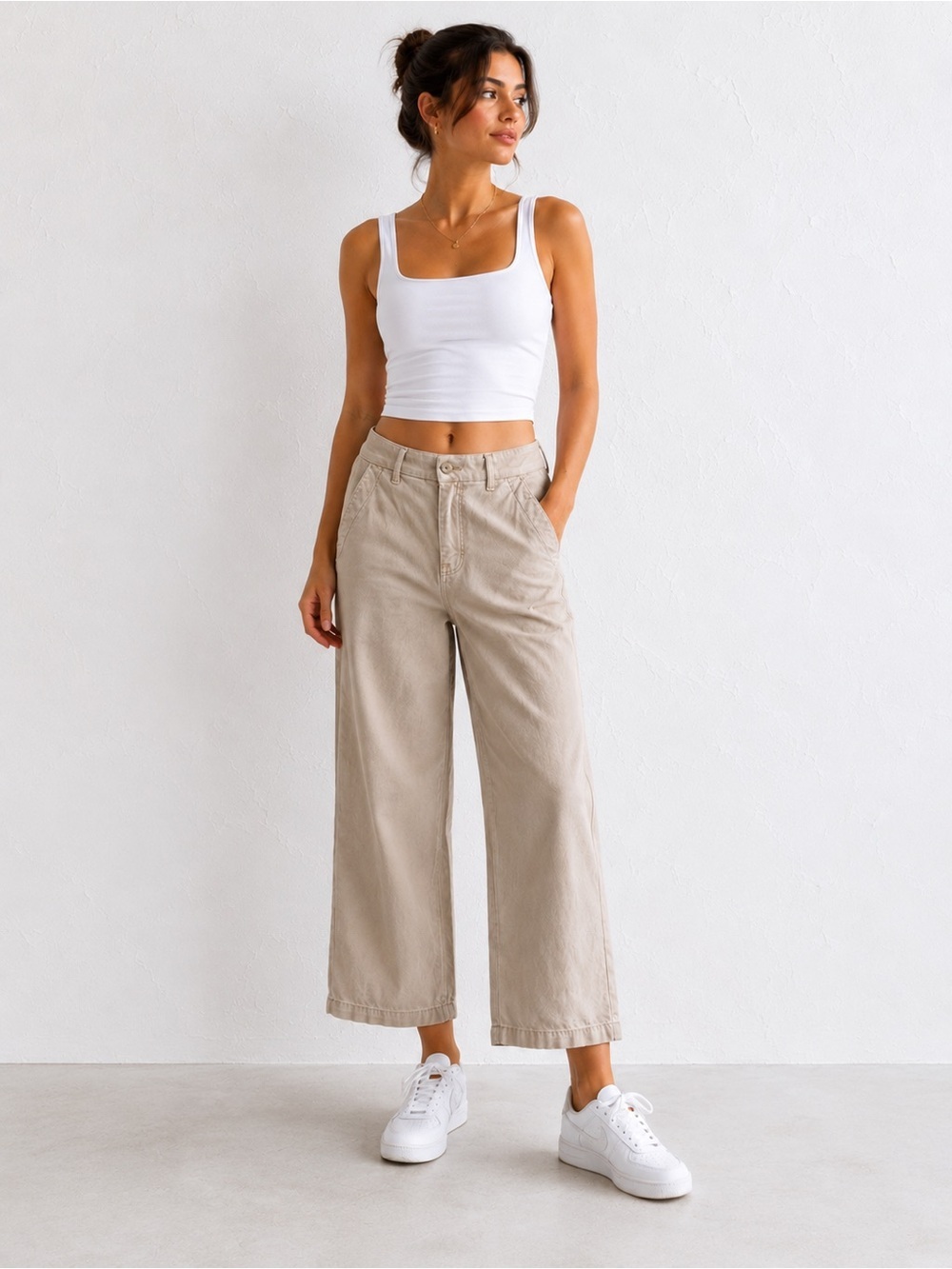 American Eagle Khaki Wide Leg Cropped Pants Women’s Neutral Casual Size 12